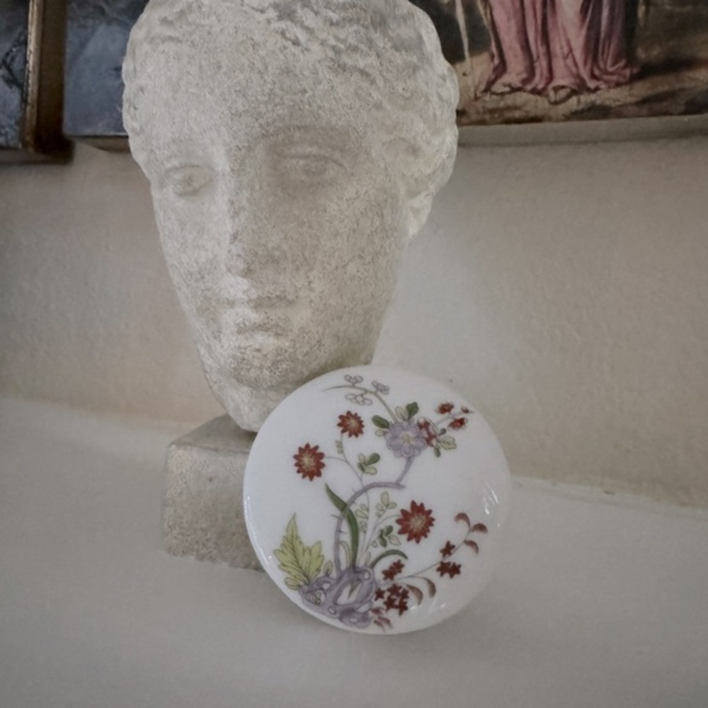 Metropolitan Museum of‎ Modern Art Round Floral Trinket Box with Lid